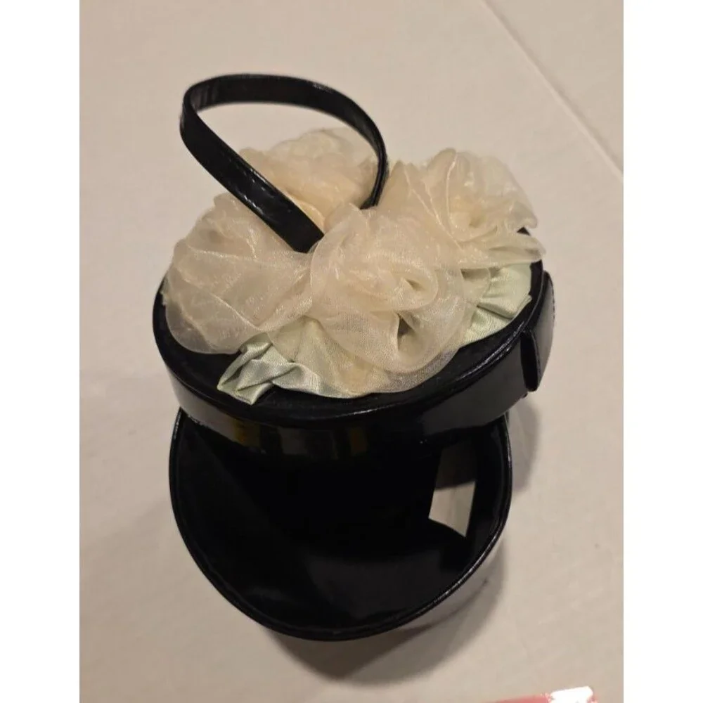 Roma Kids Classic Occasions Handbag Flower Bucket Bag FAO Schwarz Vintage 1999
